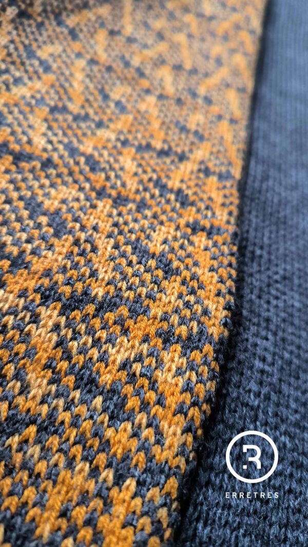 Poncho Escala detalle 1 w